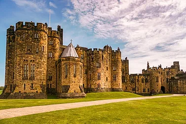Alnwick-Castle-Harry-Potter-Featured